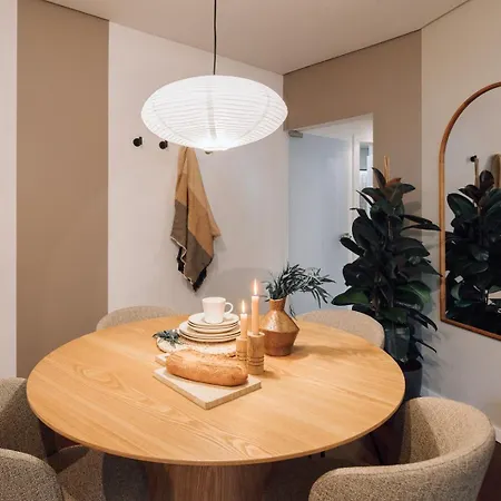 Seminiak - 1 Bedroom And Parking In Saldanha דירה *