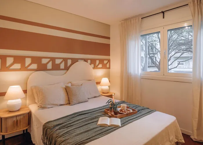 Daire Seminiak - 1 Bedroom And Parking In Saldanha *